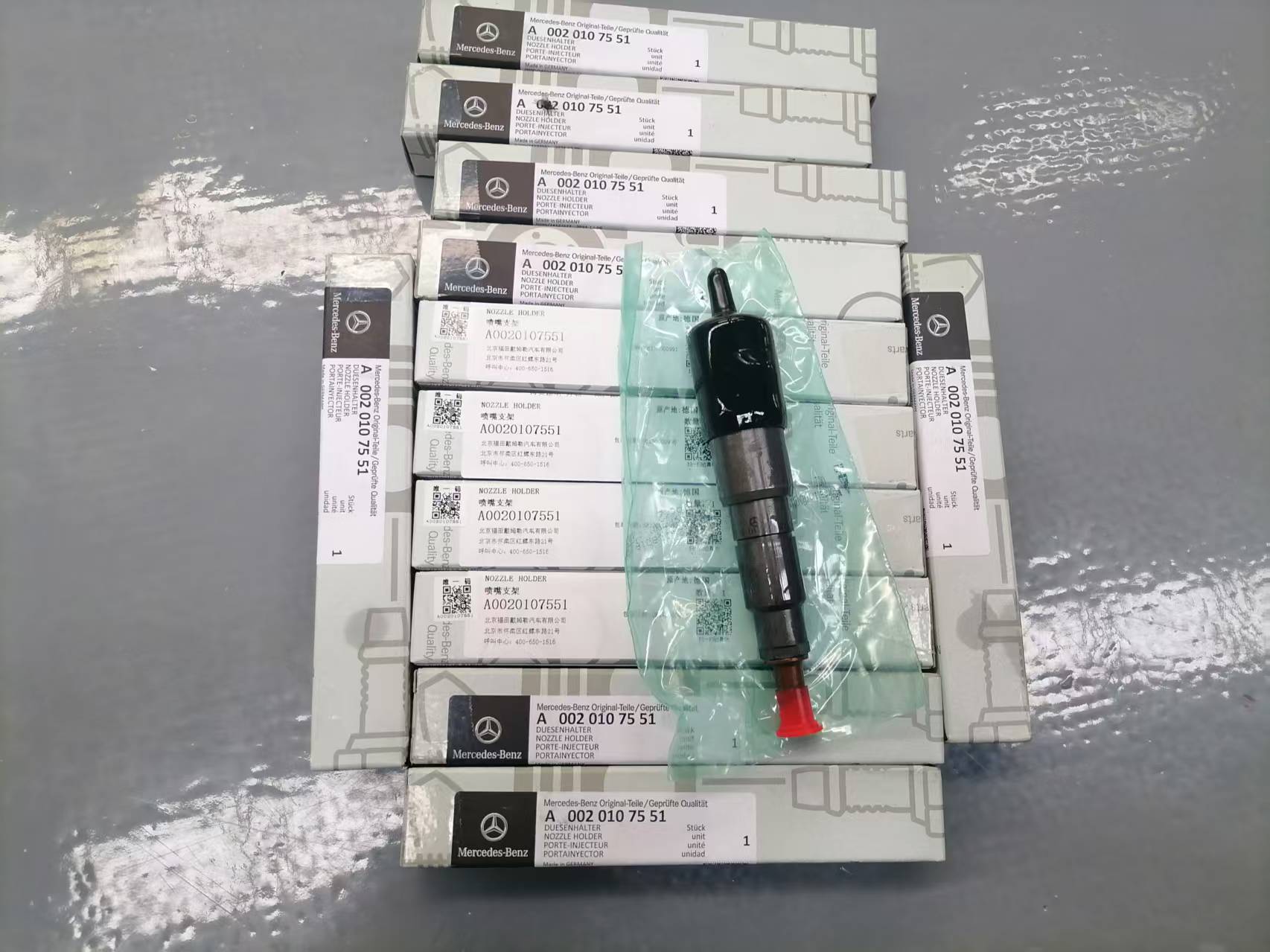 道依茨奔驰OM906发动机NOZZEL HOLDER/喷油器/喷油嘴A0020107551