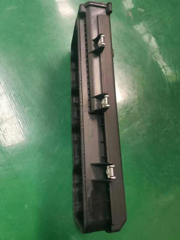 道依茨奔驰OM904/OM924发动机气缸盖罩50500035/A9040100930
